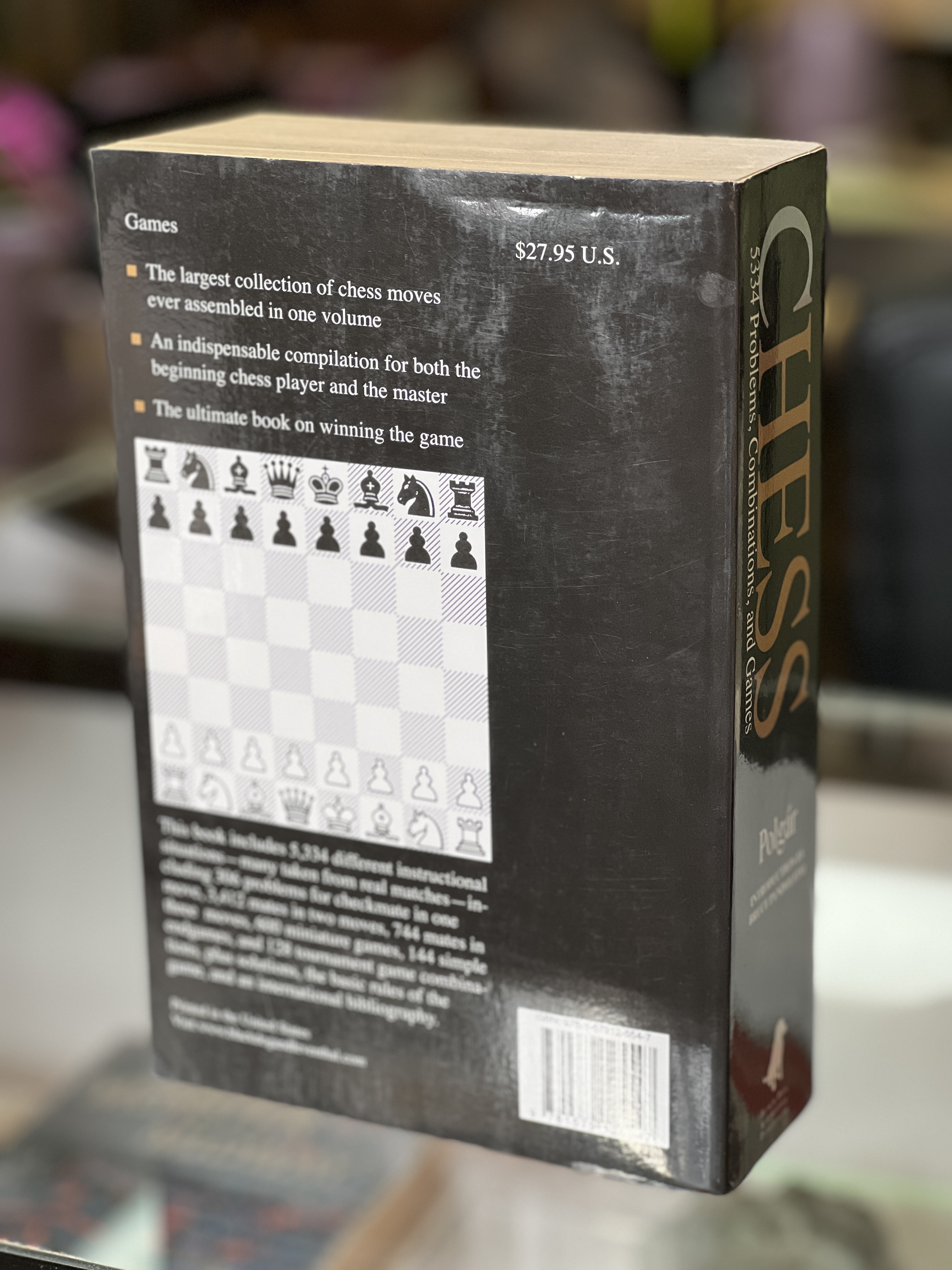 Chess: 5334 Problems, Combinations and Games